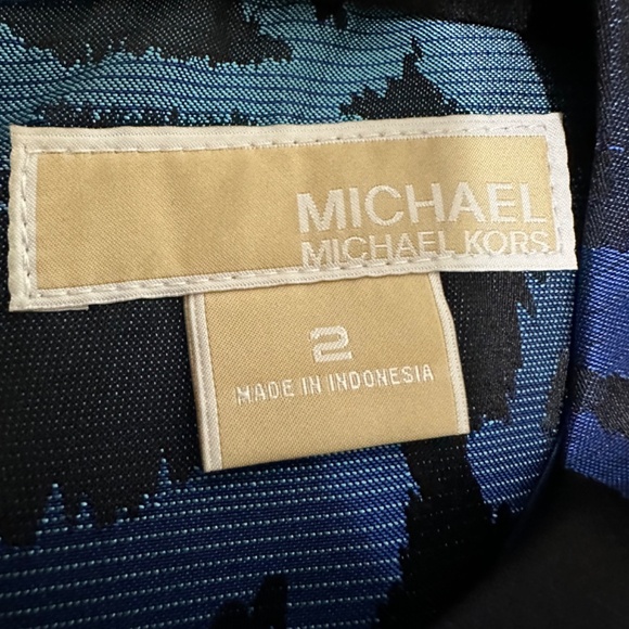 Michael Kors Summer Dress 2 - Picture 7 of 8